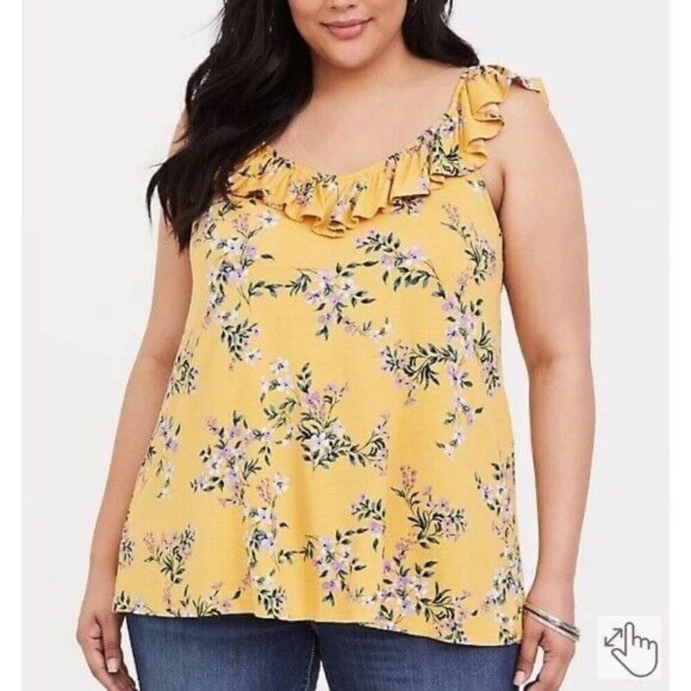 Torrid super soft knits yellow floral ruffle top. Size 0.